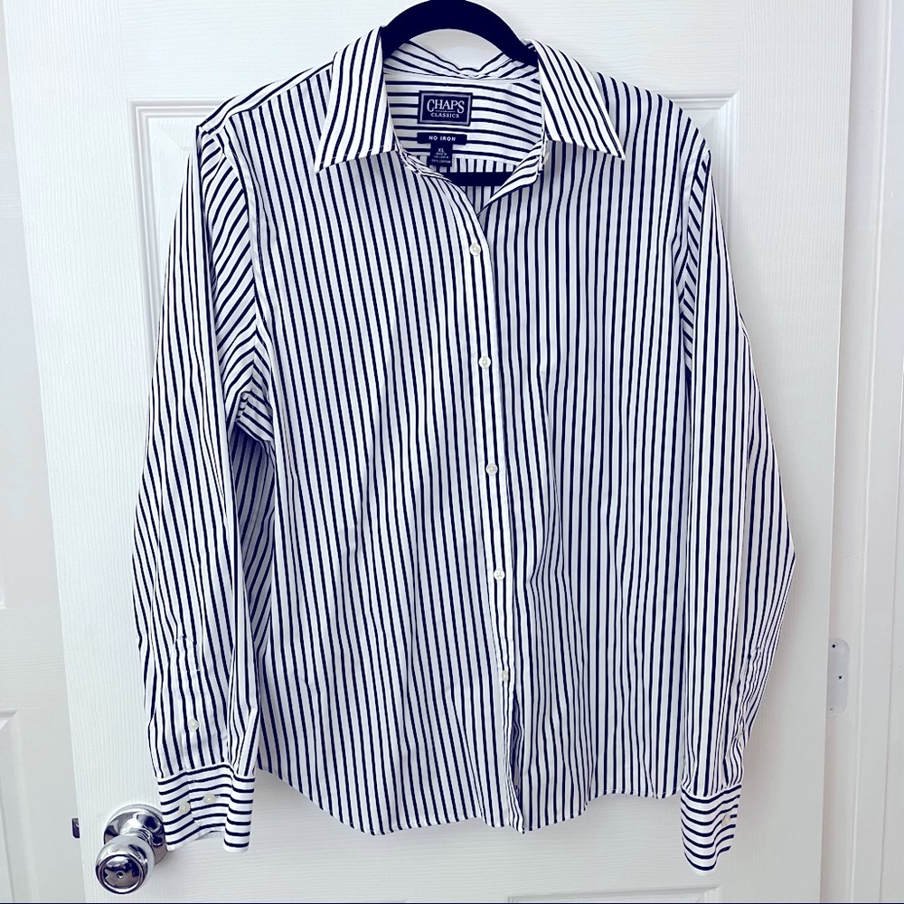 Chaps Classic Button Down Dress Shirt XL White and Grey